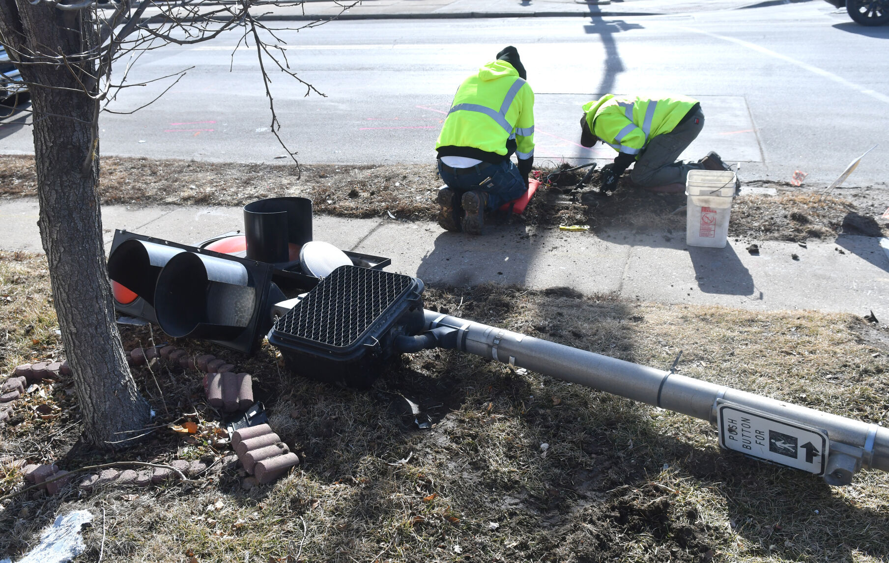 022822-qc-nws-crash-079